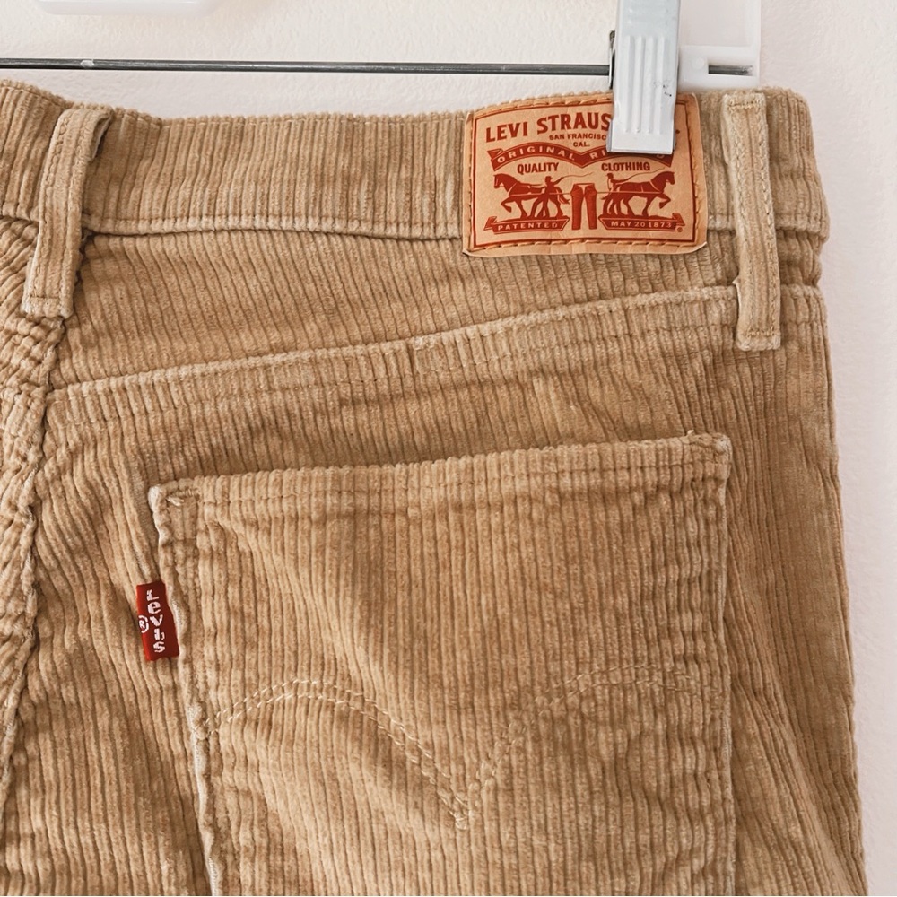 Levis tan brown wide wale corduroy pants size 30x30 - Picture 6 of 9